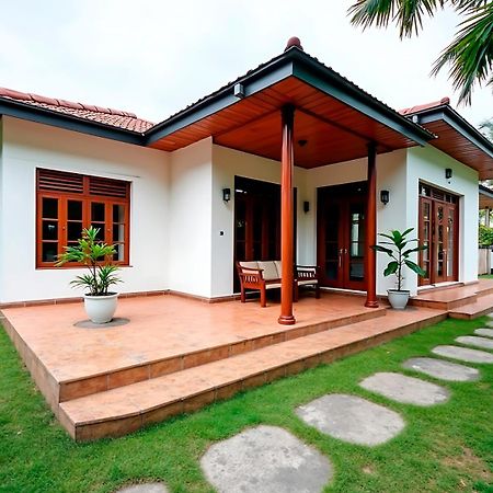Samudra Tranquil Villa Puttalam Eksteriør billede
